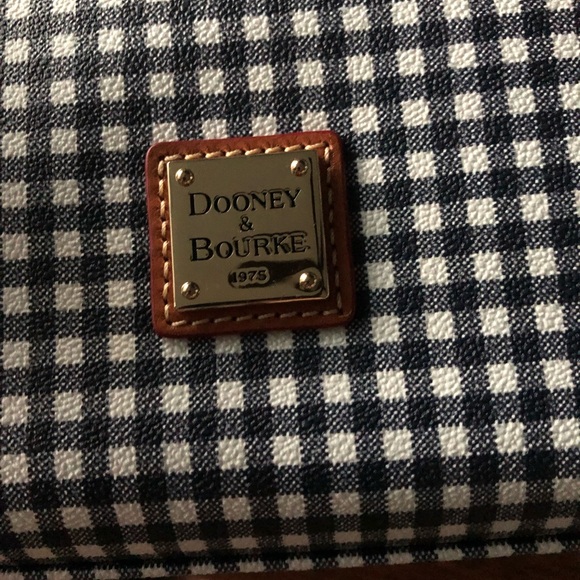 Dooney & Bourke Gingham Hobo NWT - Picture 4 of 6